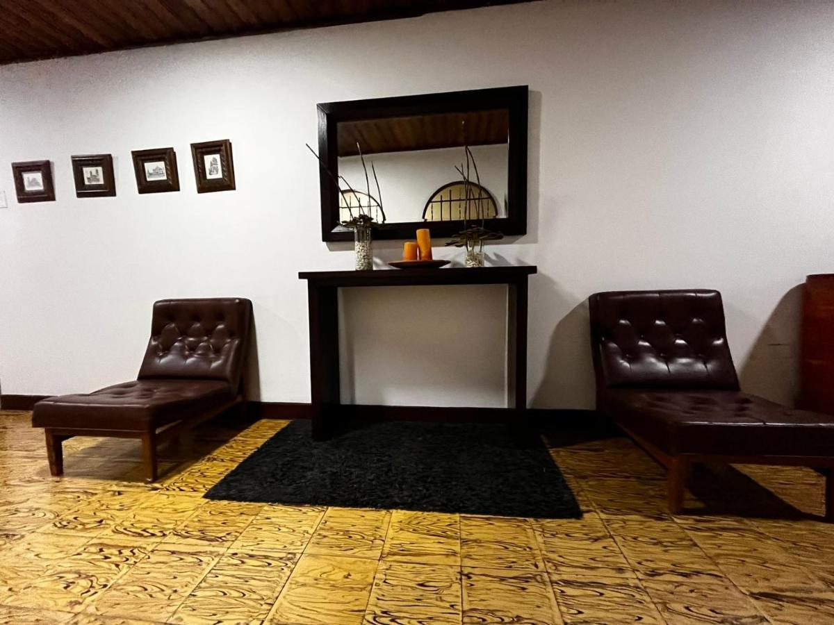 Hotel Alpino Armenia Екстериор снимка