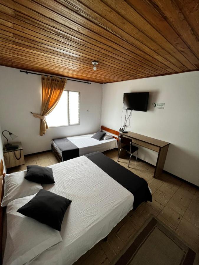 Hotel Alpino Armenia Екстериор снимка