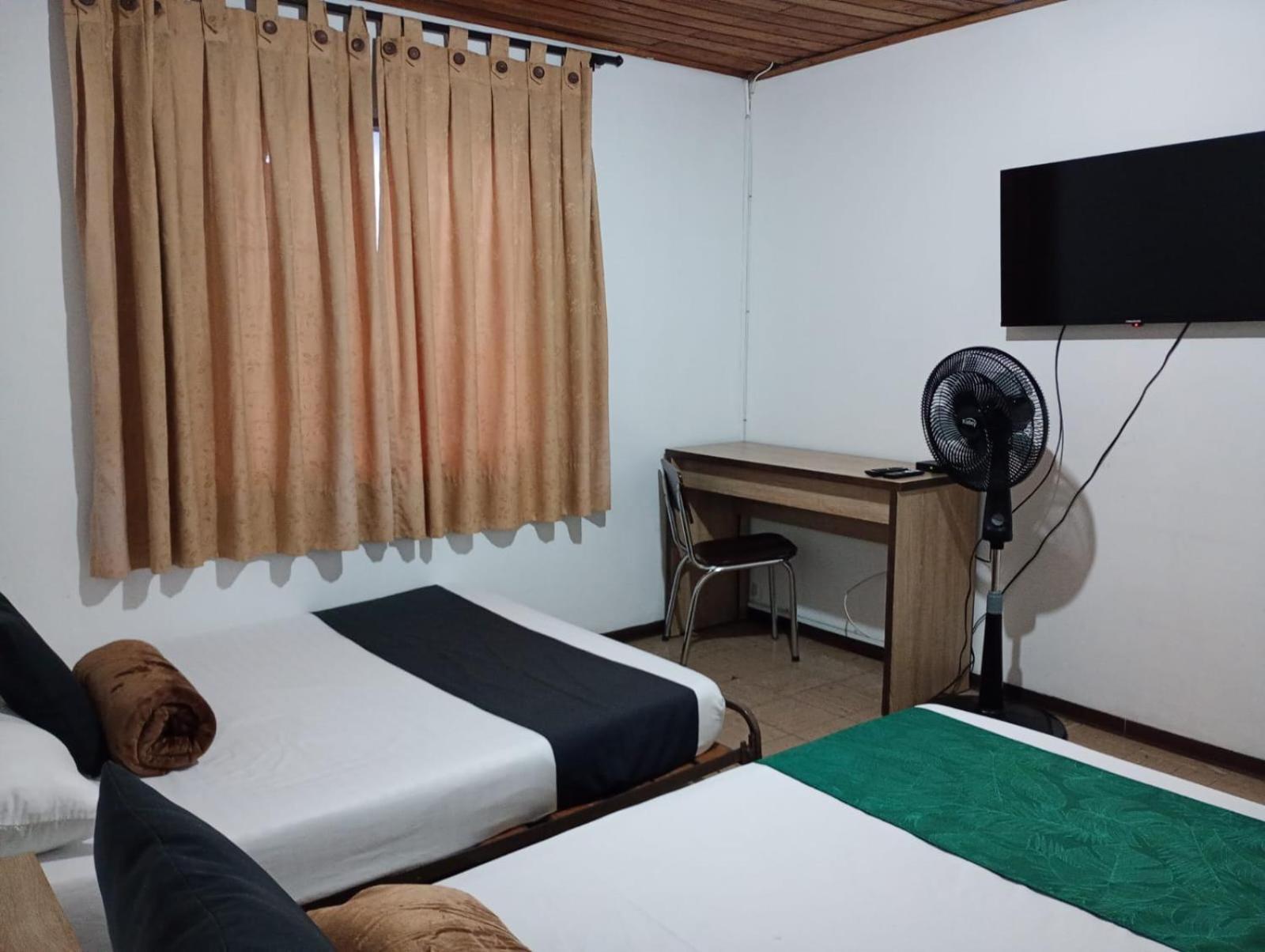 Hotel Alpino Armenia Екстериор снимка